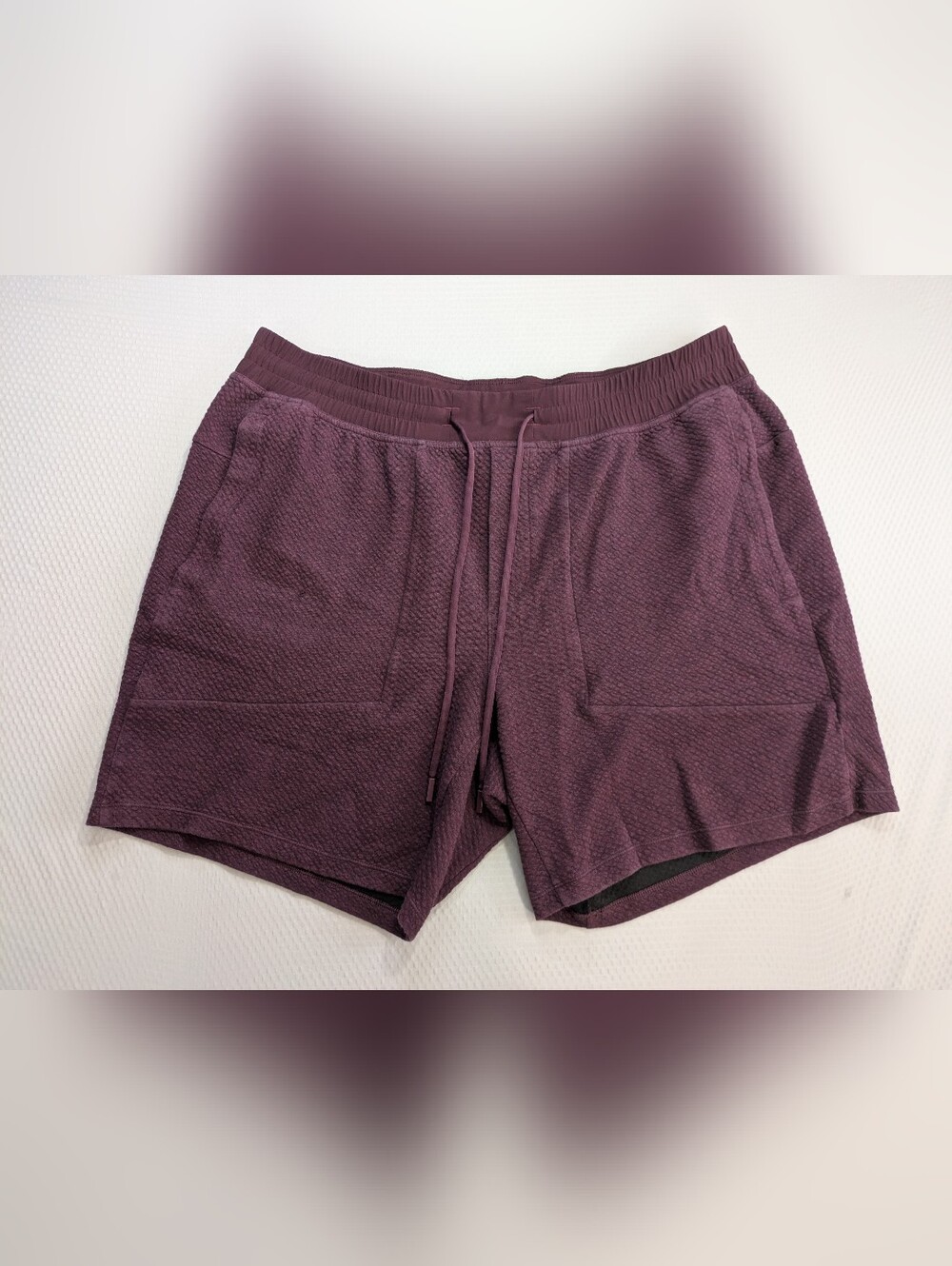 Lululemon At Ease Shorts 7" Mens 2XL Classic Fit Heather Burgundy Textured Gym